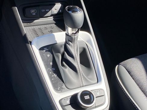 New 2026 Hyundai Venue SEL FWD image 20