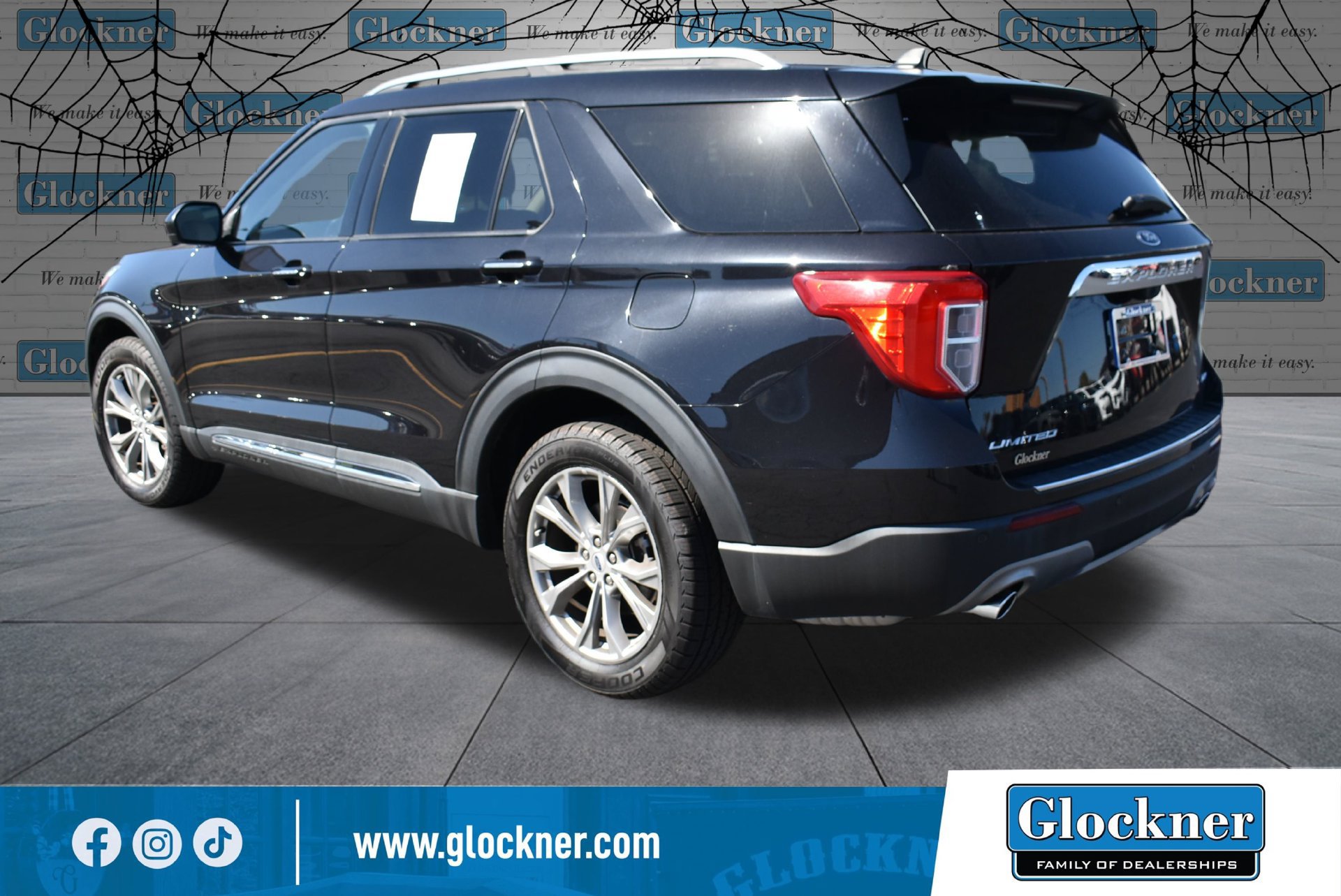 Used 2023 Ford Explorer Limited AWD/4WD image 7