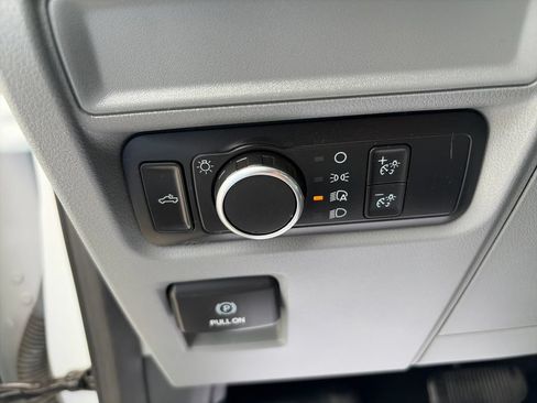 Used 2022 Ford F150 XL w/ Equipment Group 101A High AWD/4WD image 18