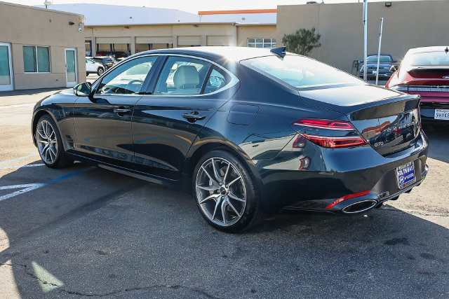Used 2024 Genesis G70 2.5T RWD image 4