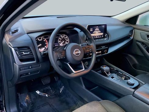Used 2023 Nissan Rogue SV AWD/4WD image 15