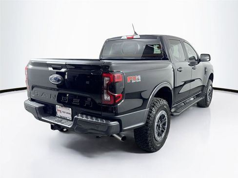 Used 2024 Ford Ranger XLT w/ FX4 Off-Road Package image 11
