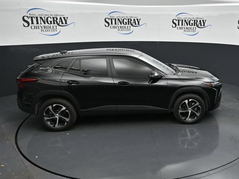 Used 2024 Chevrolet Trax RS w/ Driver Confidence Package FWD image 16