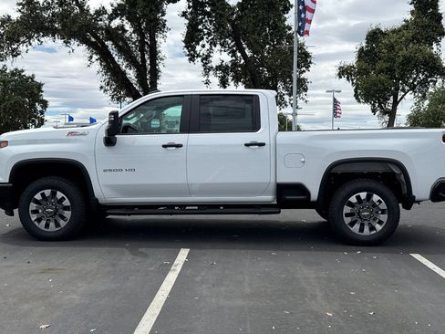 New 2026 Chevrolet Silverado 2500 Custom w/ Custom Value Package AWD/4WD image 6