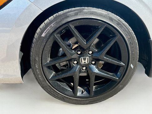 Used 2024 Honda Civic Sport image 11