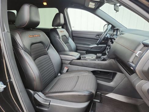 Used 2023 Nissan Pathfinder Rock Creek AWD/4WD image 16