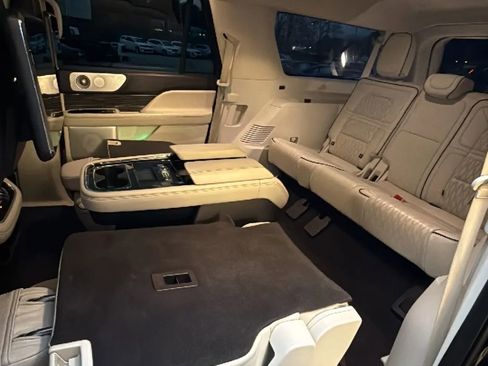 Used 2019 Lincoln Navigator L Black Label w/ Cargo Package image 27