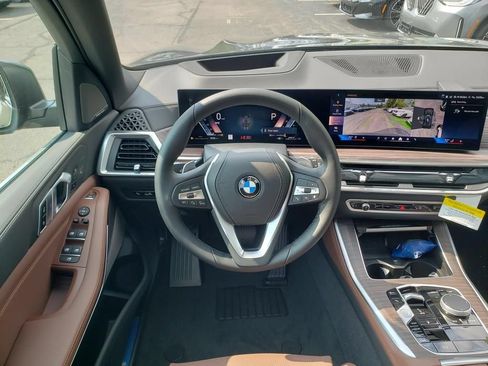 New 2026 BMW X5 xDrive40i w/ Climate Comfort Package AWD/4WD image 9