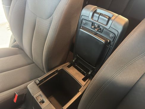 Used 2018 Jeep Wrangler Sport image 20