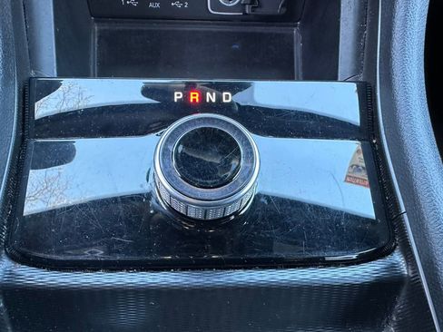 Used 2024 Jeep Grand Cherokee L Laredo image 16