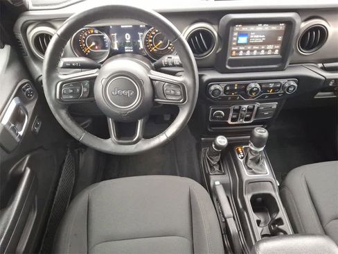 Used 2021 Jeep Wrangler Unlimited Sport image 27