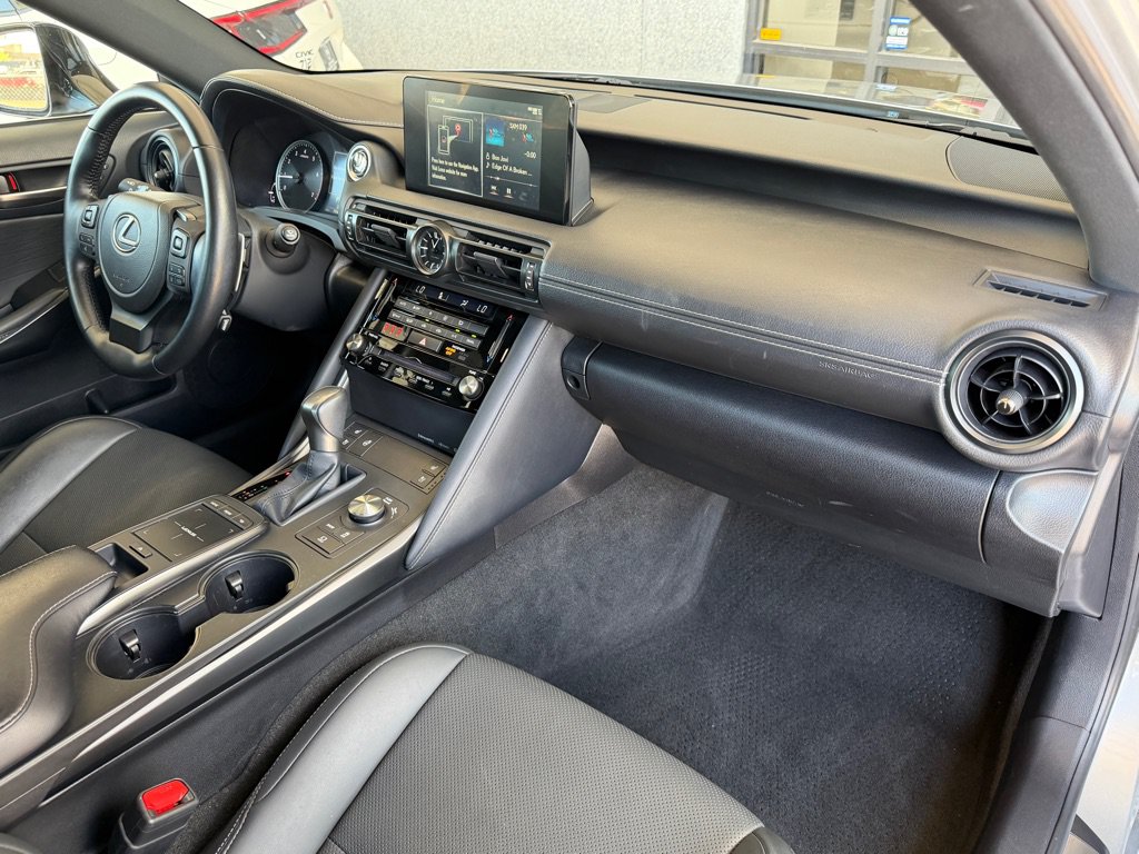 Used 2024 Lexus IS 300 w/ Premium Package RWD image 38