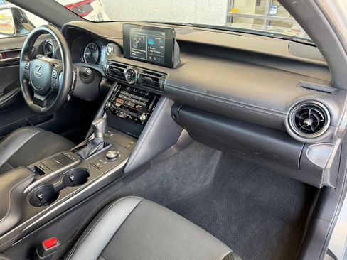 Used 2024 Lexus IS 300 w/ Premium Package RWD image 38