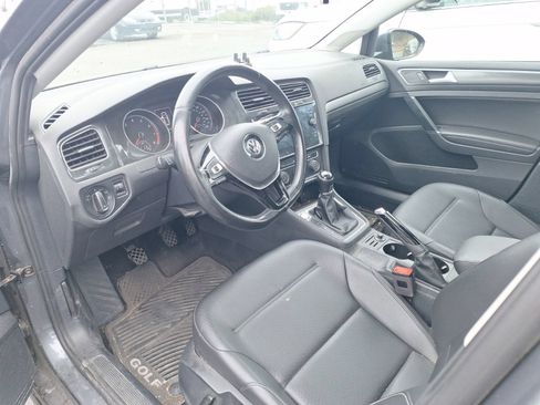 Used 2019 Volkswagen Golf SE FWD image 9