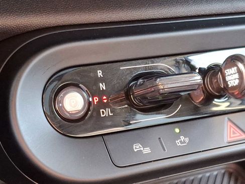 Used 2025 MINI Cooper Countryman S w/ Comfort Package Max image 15