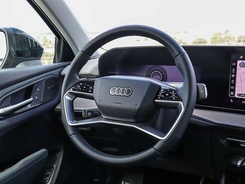 New 2026 Audi Q3 quattro 2.0T AWD/4WD image 20