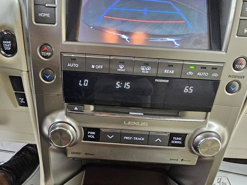 Used 2017 Lexus GX 460 Premium AWD/4WD image 34