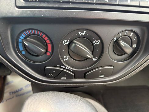 Used 2007 Ford Focus S FWD image 18