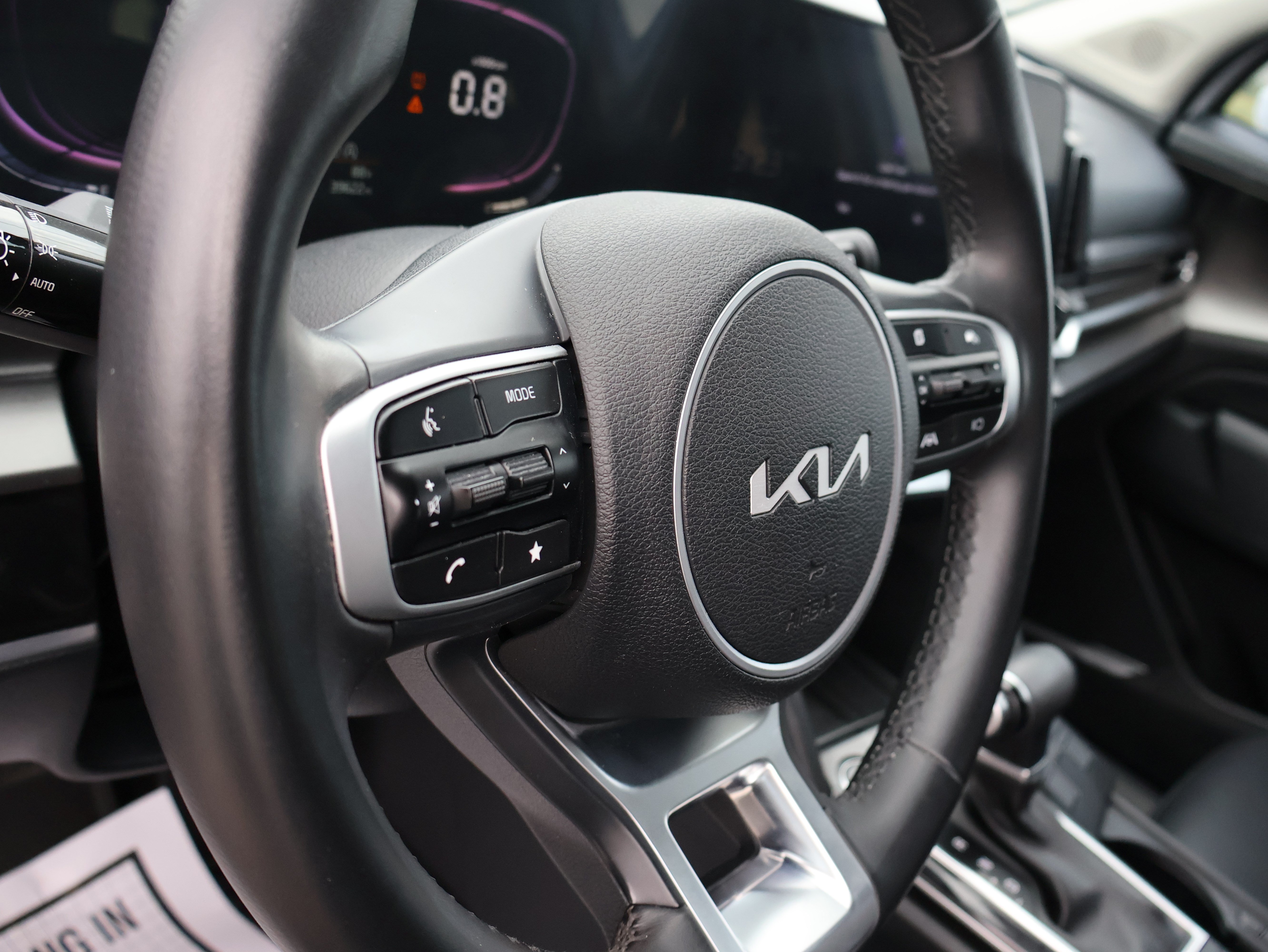 Used 2024 Kia Sportage EX FWD image 18