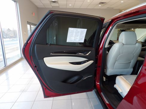 Used 2023 Buick Enclave Essence w/ Experience Buick Package image 18