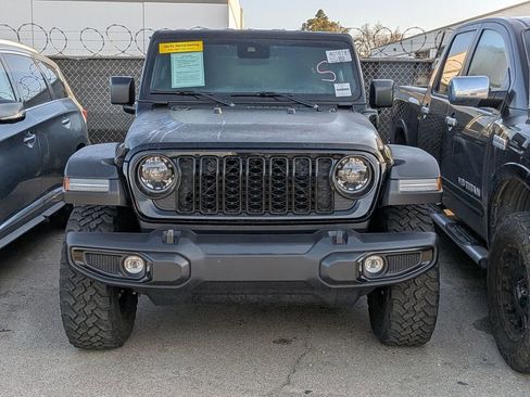 Used 2025 Jeep Wrangler Unlimited Sport S 4xe AWD/4WD image 3