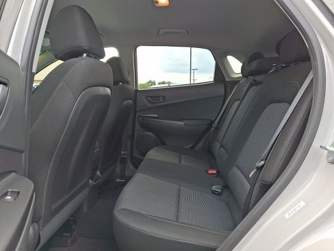 Used 2023 Hyundai Kona SEL w/ Cargo Package AWD/4WD image 9