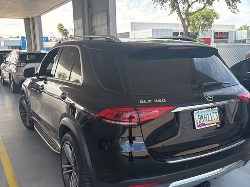 Used 2020 Mercedes-Benz GLE 350 4MATIC image 4