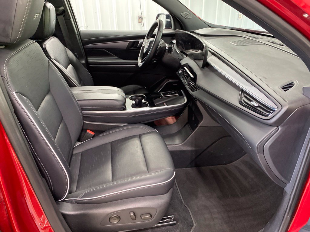 Used 2026 Buick Enclave Sport Touring AWD/4WD image 30