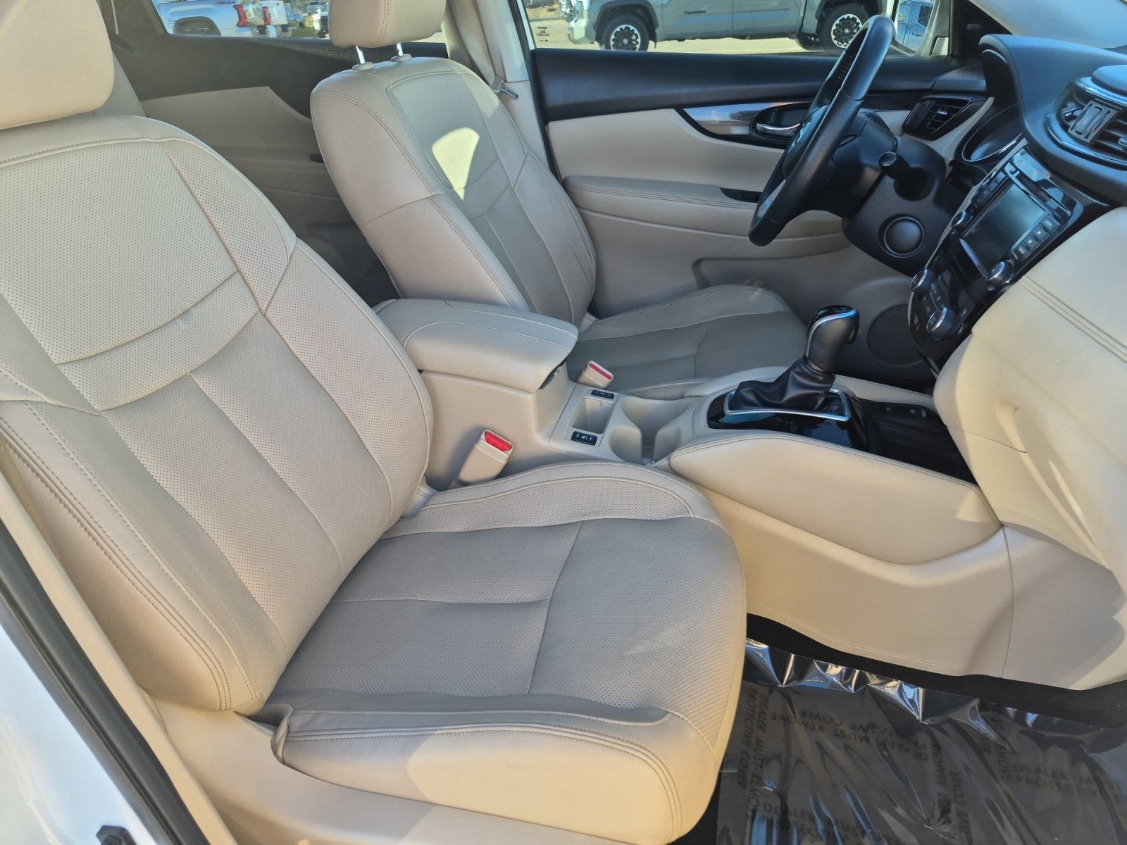 Used 2020 Nissan Rogue SL w/ Premium Package AWD/4WD image 24