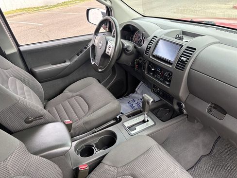 Used 2007 Nissan Frontier NISMO AWD/4WD image 32