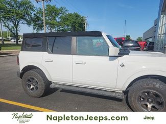Used 2022 Ford Bronco Outer Banks AWD/4WD video 1