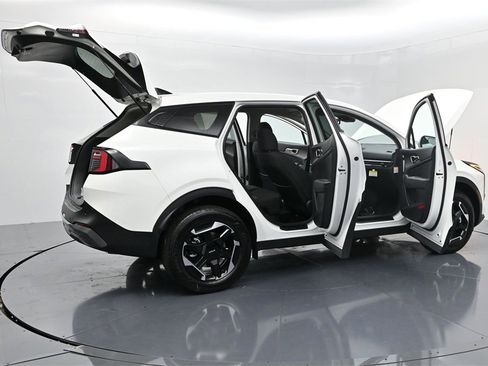 New 2026 Kia Sportage S image 50