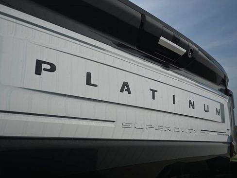Used 2024 Ford F250 Platinum AWD/4WD image 19
