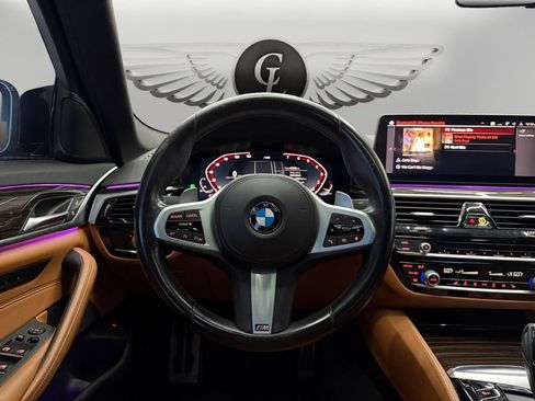 Used 2021 BMW 540i w/ M Sport Package RWD image 12