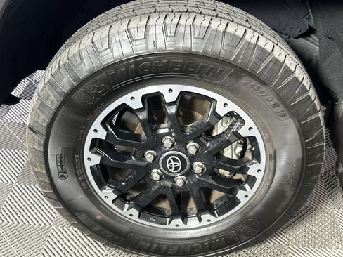 Used 2025 Toyota Tundra SR5 w/ TRD Off-Road Package AWD/4WD image 10