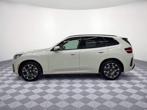 Certified 2025 BMW X3 xDrive30i w/ Premium Package AWD/4WD image 2