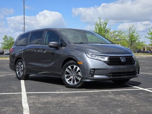 Certified 2023 Honda Odyssey EX-L image 2