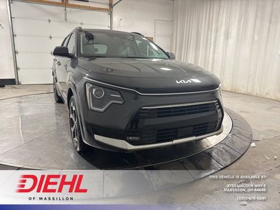 New 2025 Kia Niro EX Touring
