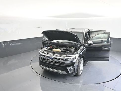 Certified 2023 Ford Expedition Platinum AWD/4WD image 40