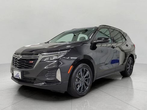 Used 2022 Chevrolet Equinox RS w/ RS Leather Package image 12