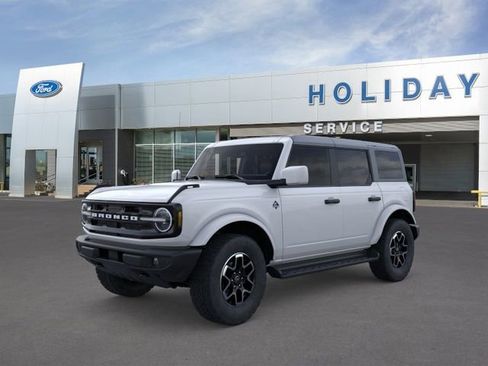 New 2026 Ford Bronco Outer Banks AWD/4WD image 1