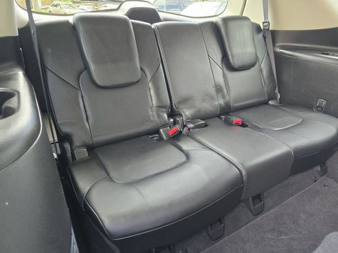 Used 2015 INFINITI QX80 4WD w/ Driver's Assistance Package image 21