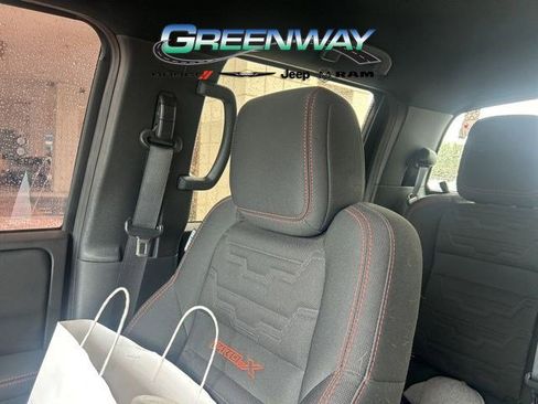 Used 2023 Nissan Frontier Pro-X w/ Technology Package RWD image 17