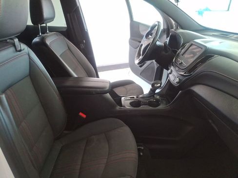 Used 2022 Chevrolet Equinox RS FWD image 23