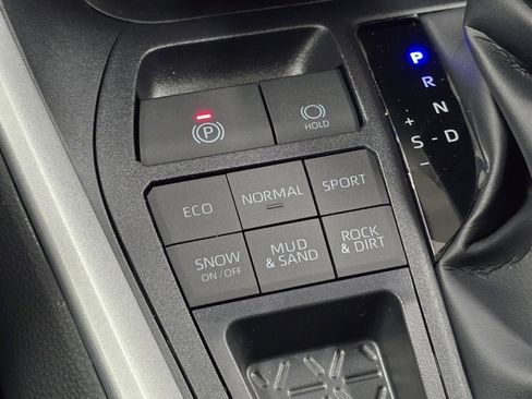 New 2025 Toyota RAV4 XLE image 8