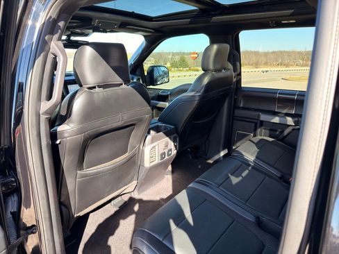 Used 2019 Ford F150 Raptor w/ Equipment Group 802A Luxury image 34