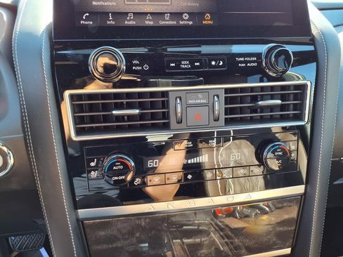 Used 2024 Nissan Armada Platinum w/ Captain's Chairs Package AWD/4WD image 10