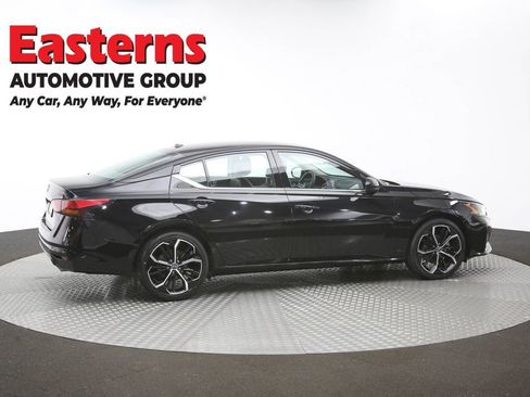 Used 2024 Nissan Altima 2.5 SR FWD image 43