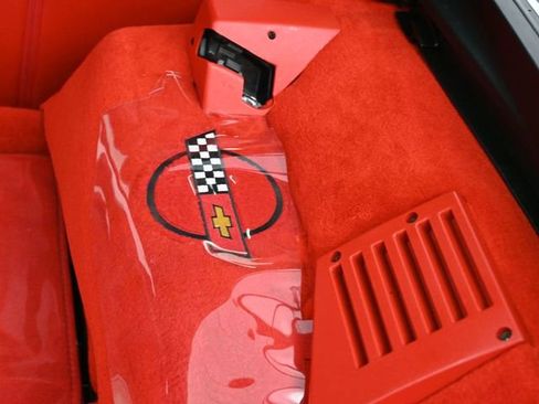 Used 1994 Chevrolet Corvette Coupe RWD image 19