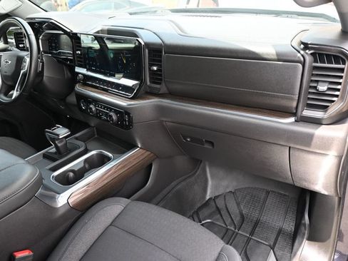 Used 2024 Chevrolet Silverado 1500 RST w/ Protection Package AWD/4WD image 10